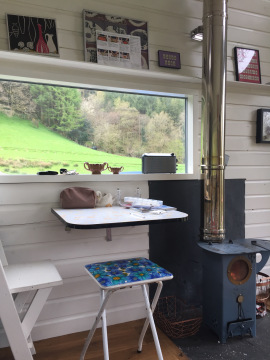 3acde896-fb99-4719-856a-7dbe9534482d-1